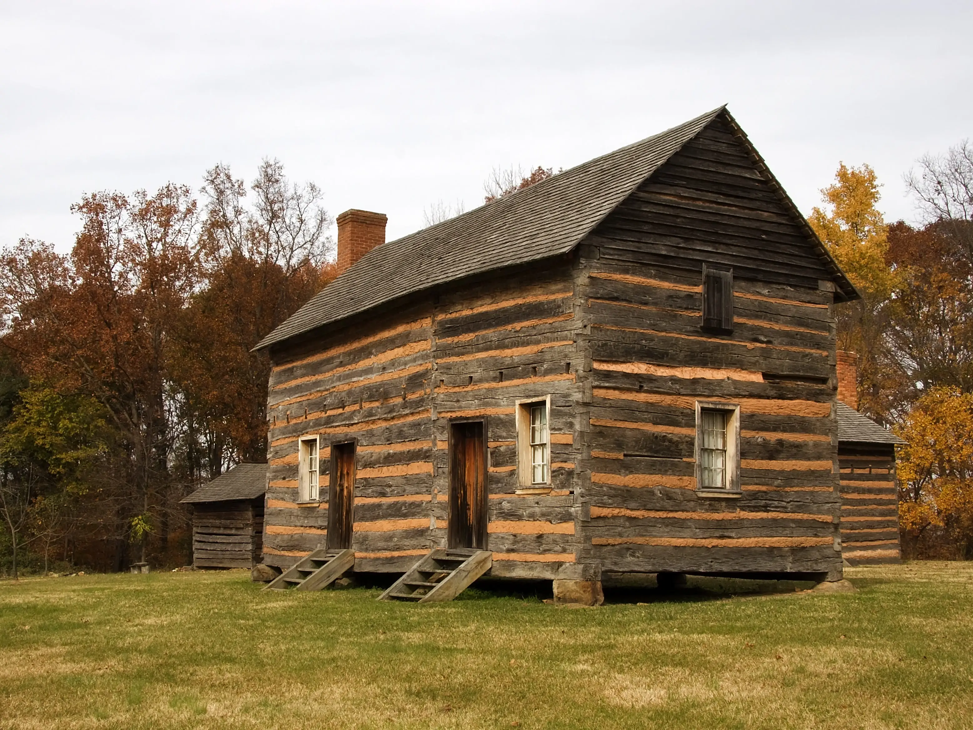 A recreation of the log cabin James K. Polk was born in.