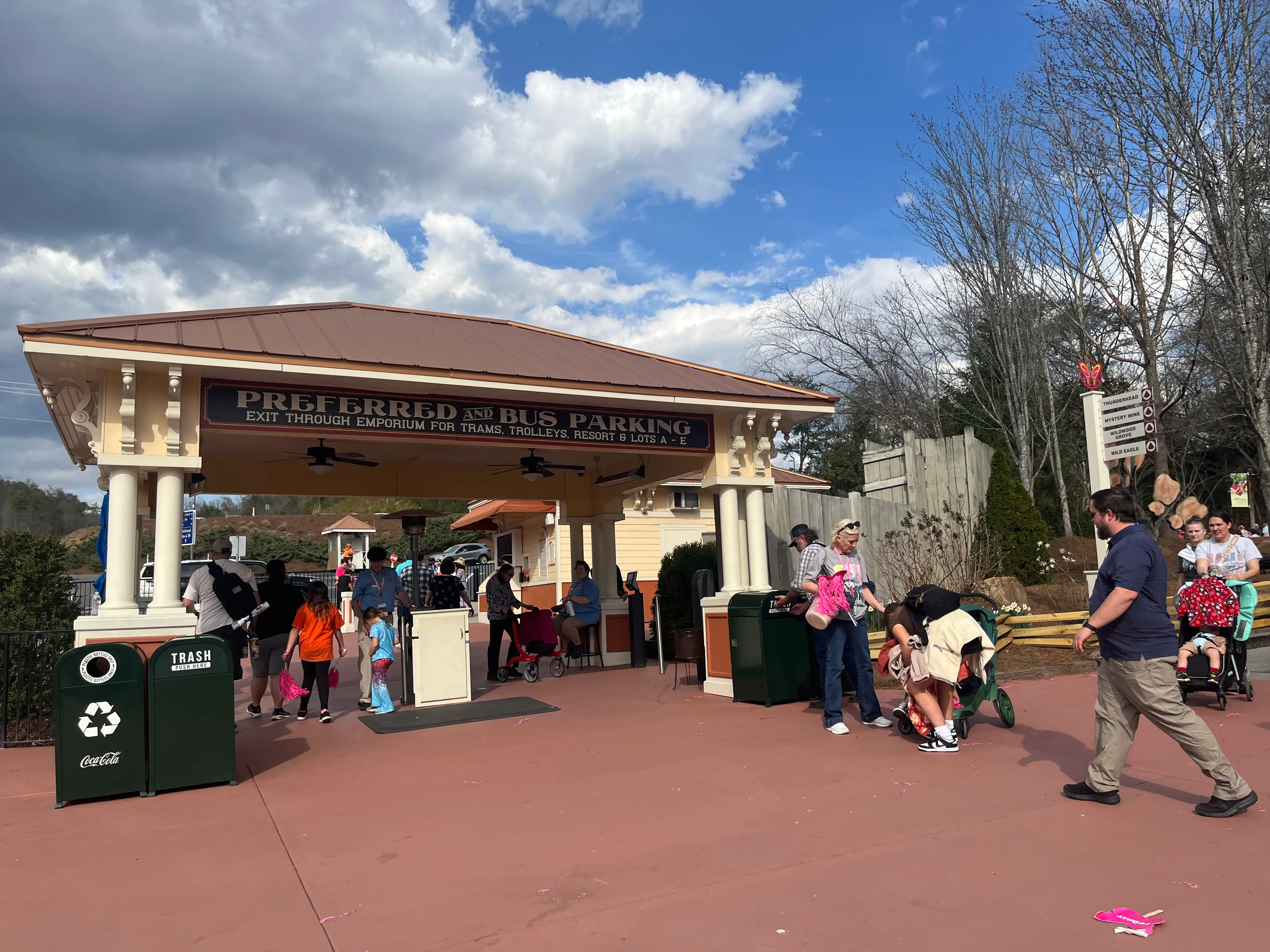 People walking around the preferred-parking entrance and exit area at Dollywood.