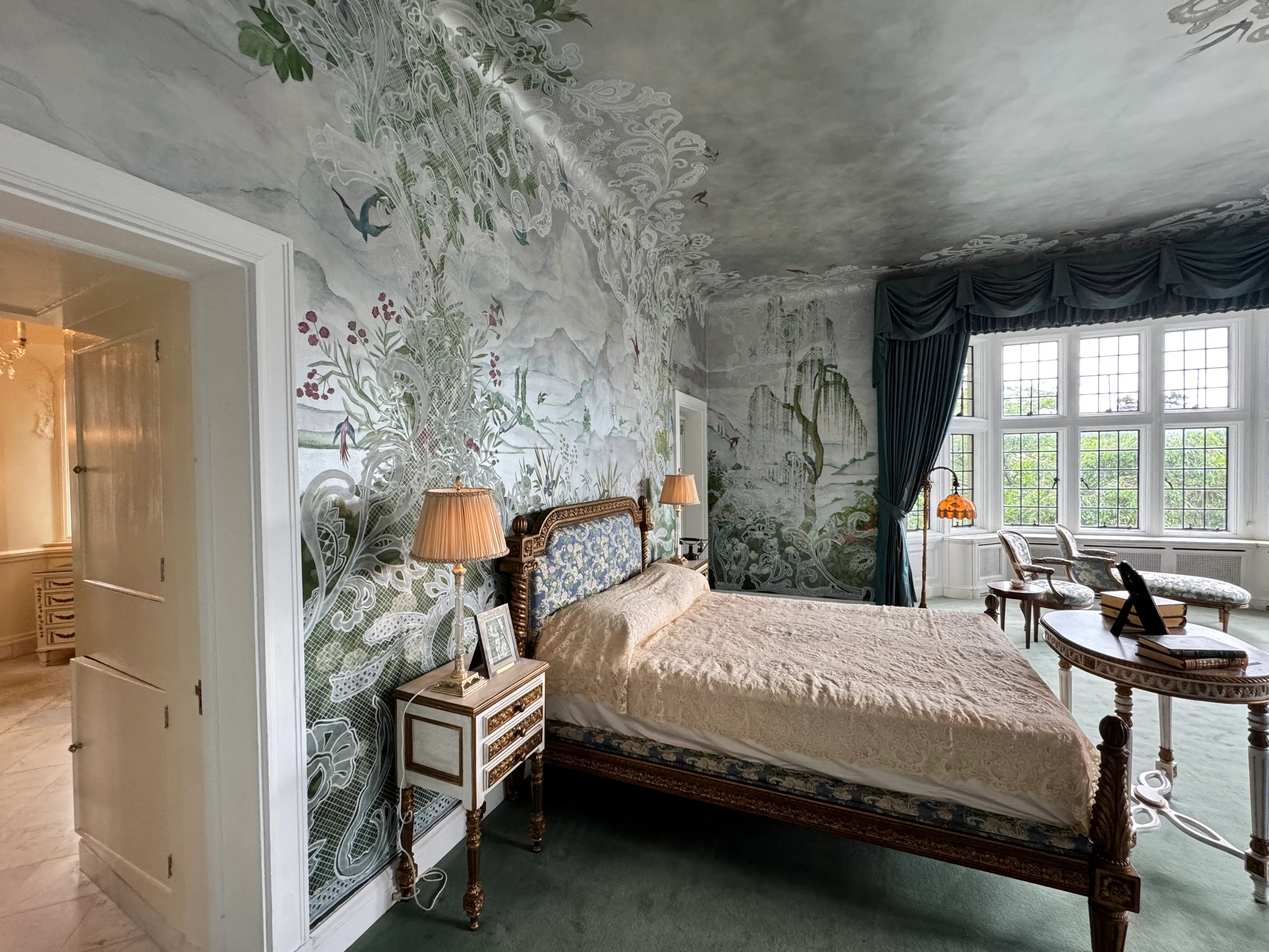 coe hall mrs coe bedroom