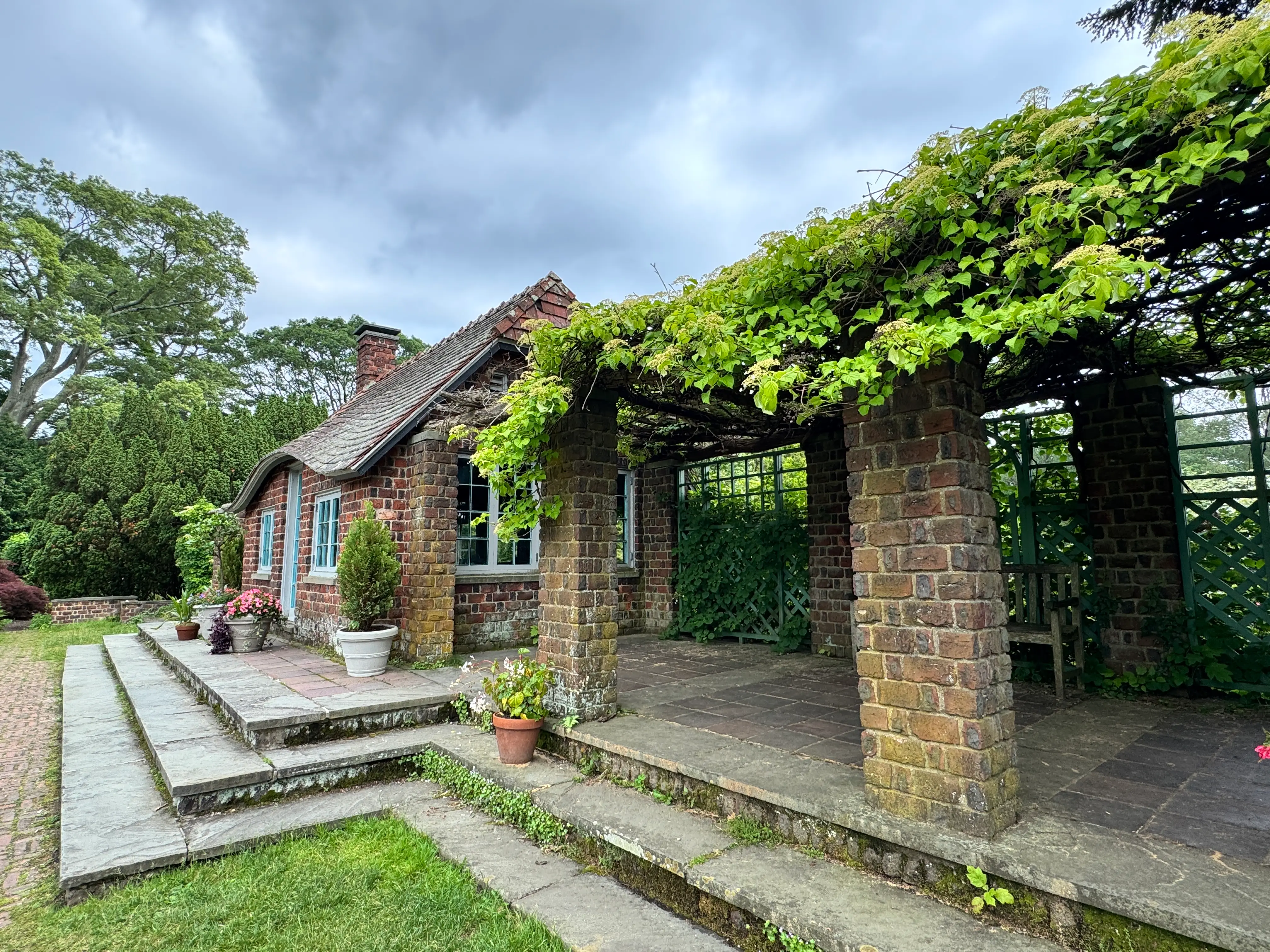 exterior of tea house
