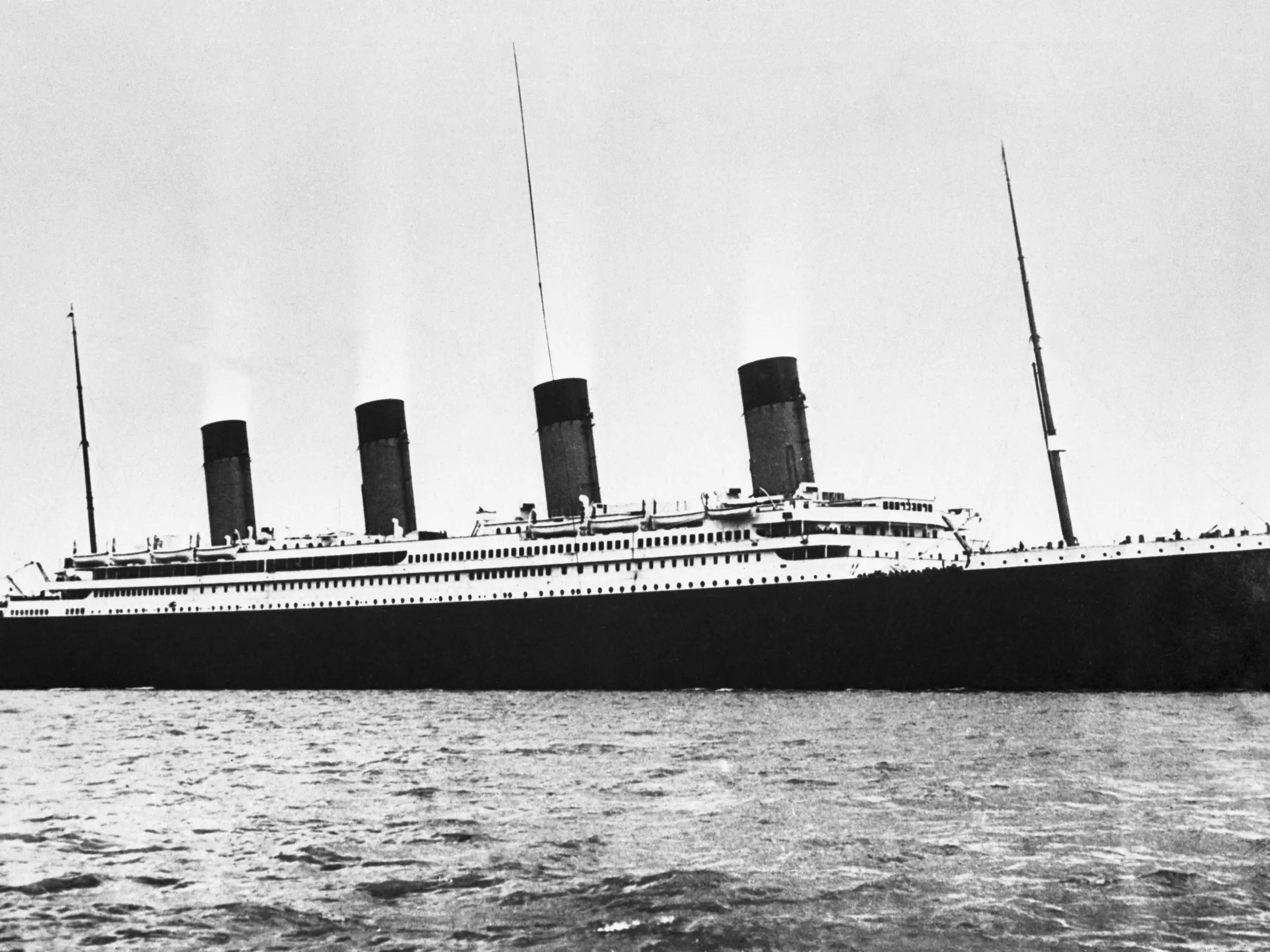 titanic at sea