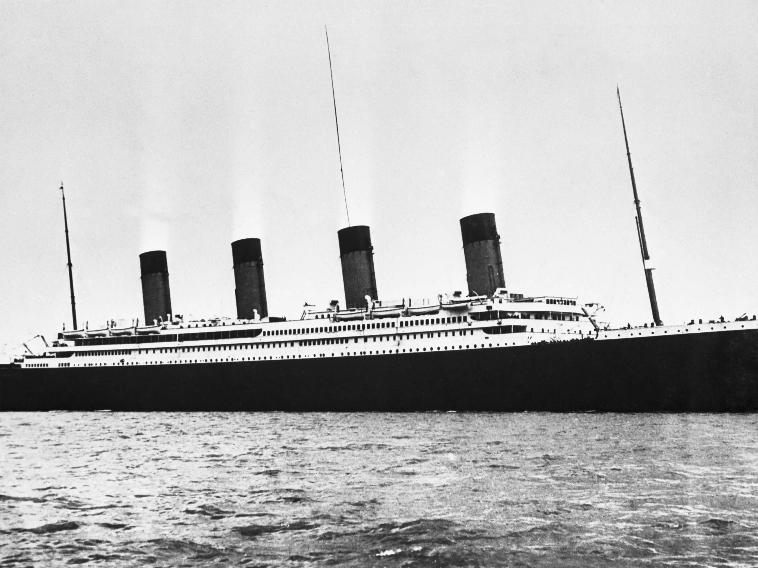 titanic at sea