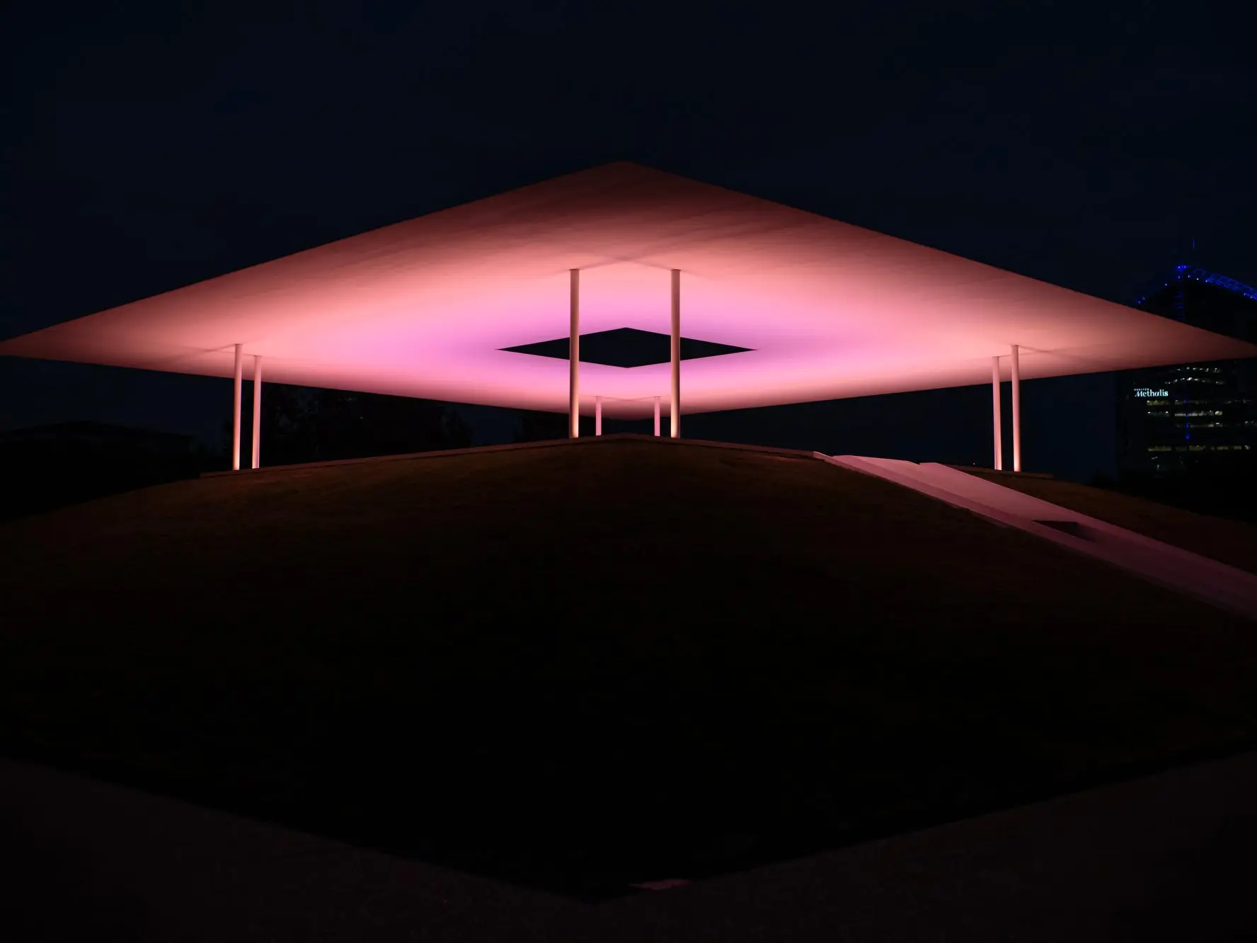 James Turrell Skyspace