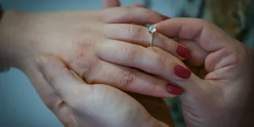 Expensive gold is changing how people buy engagement rings