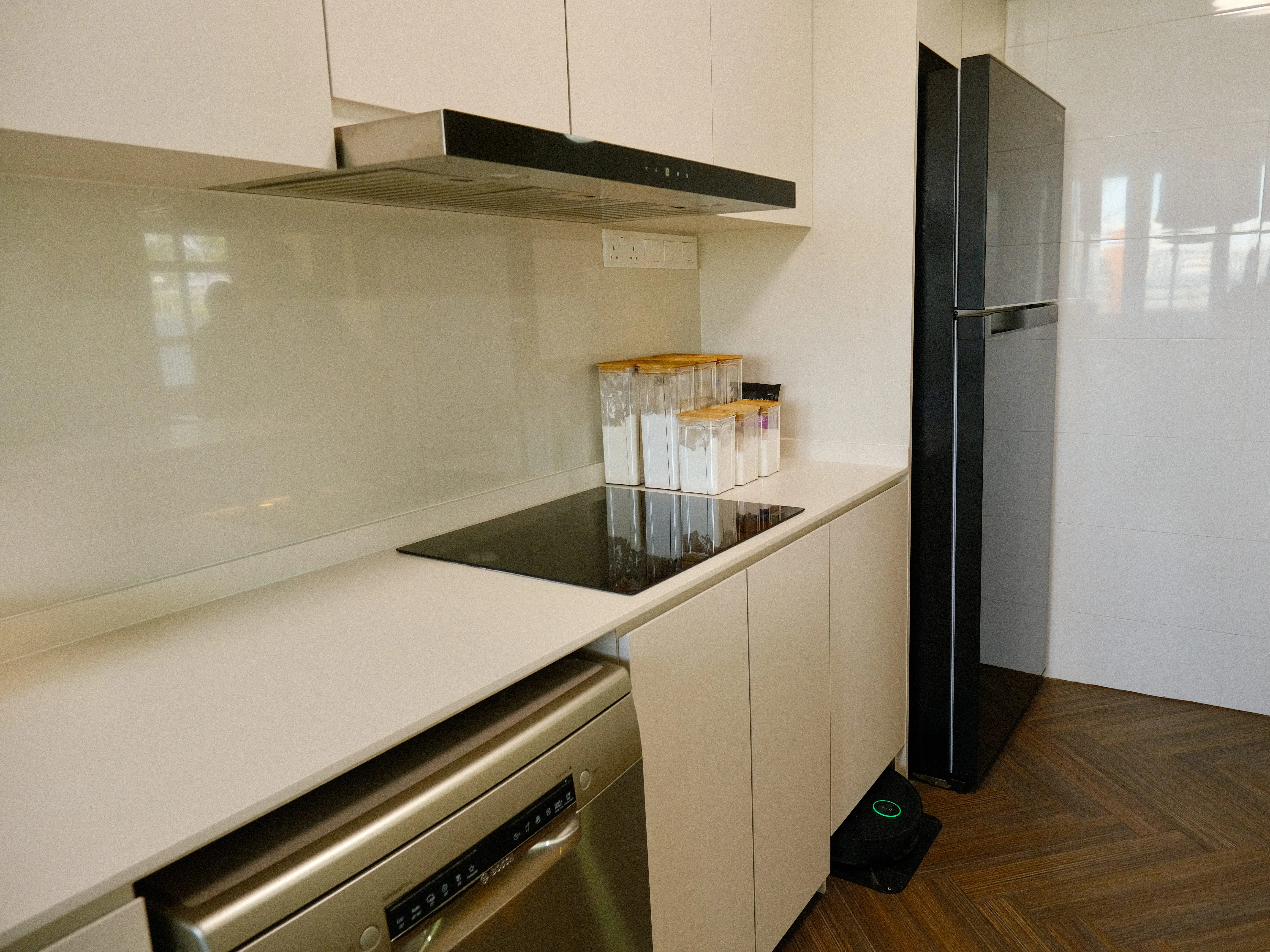 The kitchen in a Singapore HDB.