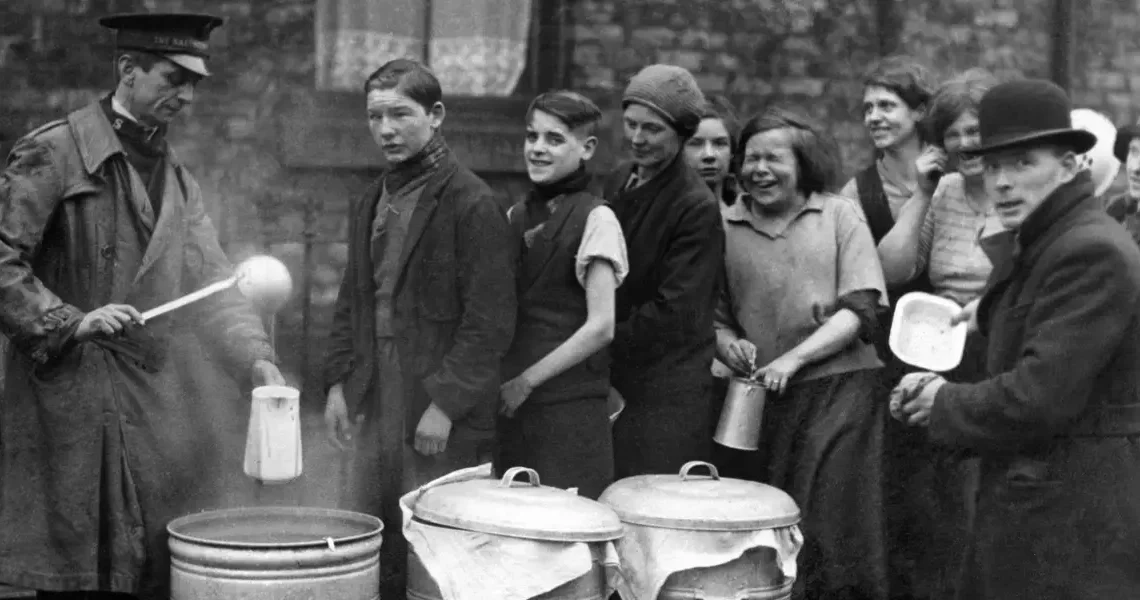 21 vintage photos show how desperate and desolate America looked during the Great Depression