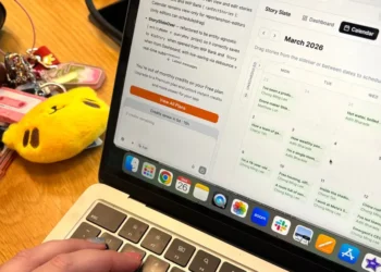Can AI replace tools like Asana? I spent 15 minutes building an app to find out.