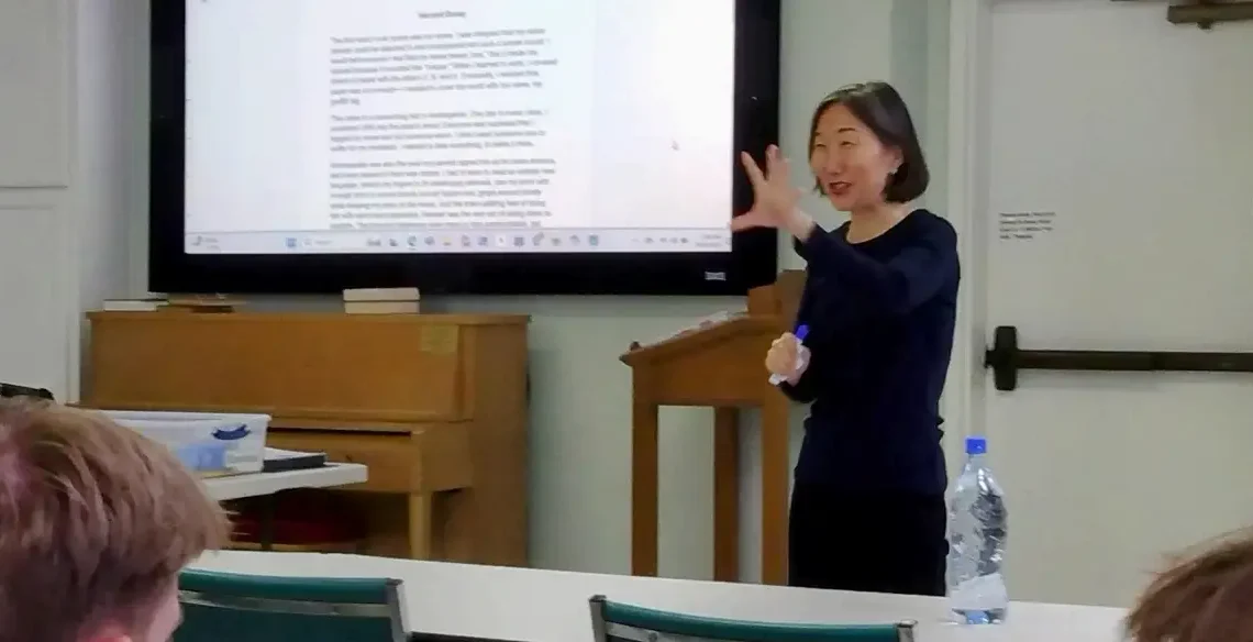 I’m a college admissions expert, and my students are struggling with basic literacy skills. Their college apps are suffering.