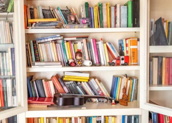 I’m a professional declutterer. Even I struggle to let go of books.