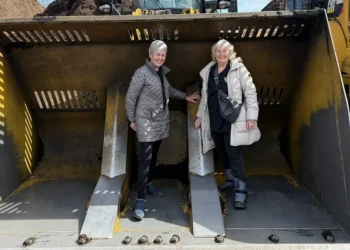 I’m a 76-year-old retiree who travels often with my grandma friends. We’re learning that the secret to healthy aging is adventure.