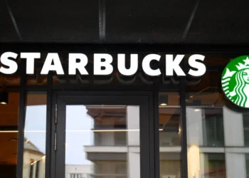 Starbucks staff will now get paid weekly — and some will get new bonuses