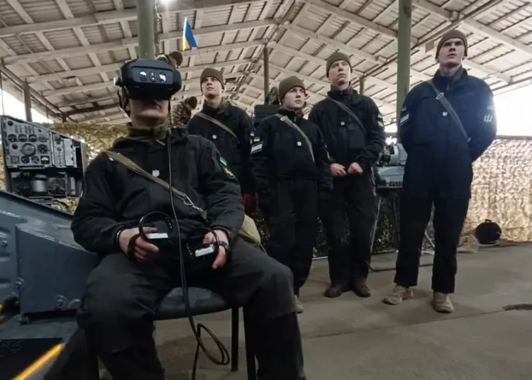 With Ukraine’s Leopard 2s needed on the front lines, it’s training tank crews with mixed-reality headsets used by NATO