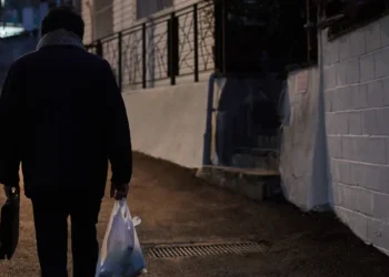 I’m 40 and $300,000 in debt after my startup failed. I’m living on $10 a day in South Korea.