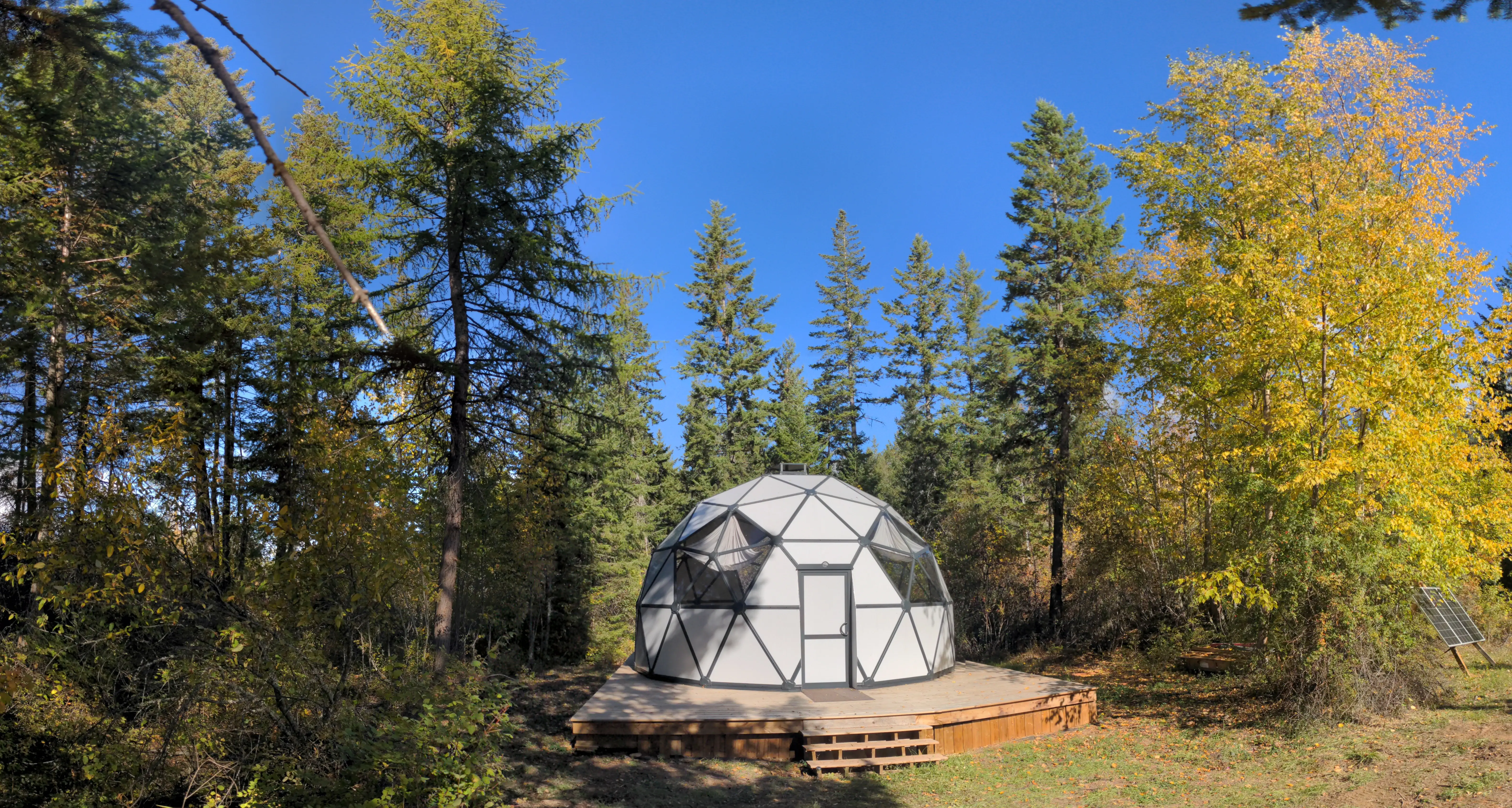 Ryan Courtnage's geodesic dome is pictured.