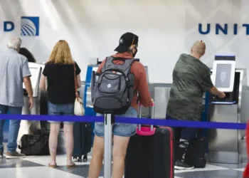 United Airlines is the second US airline to hike bag fees as fuel prices climb