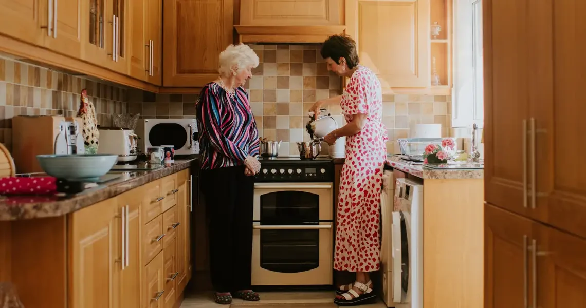 I became friends with a woman 40 years older than me. She taught me how to live.