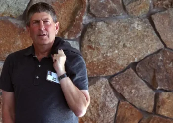 David Ellison’s top lieutenant is out at Paramount after a strange legal fight