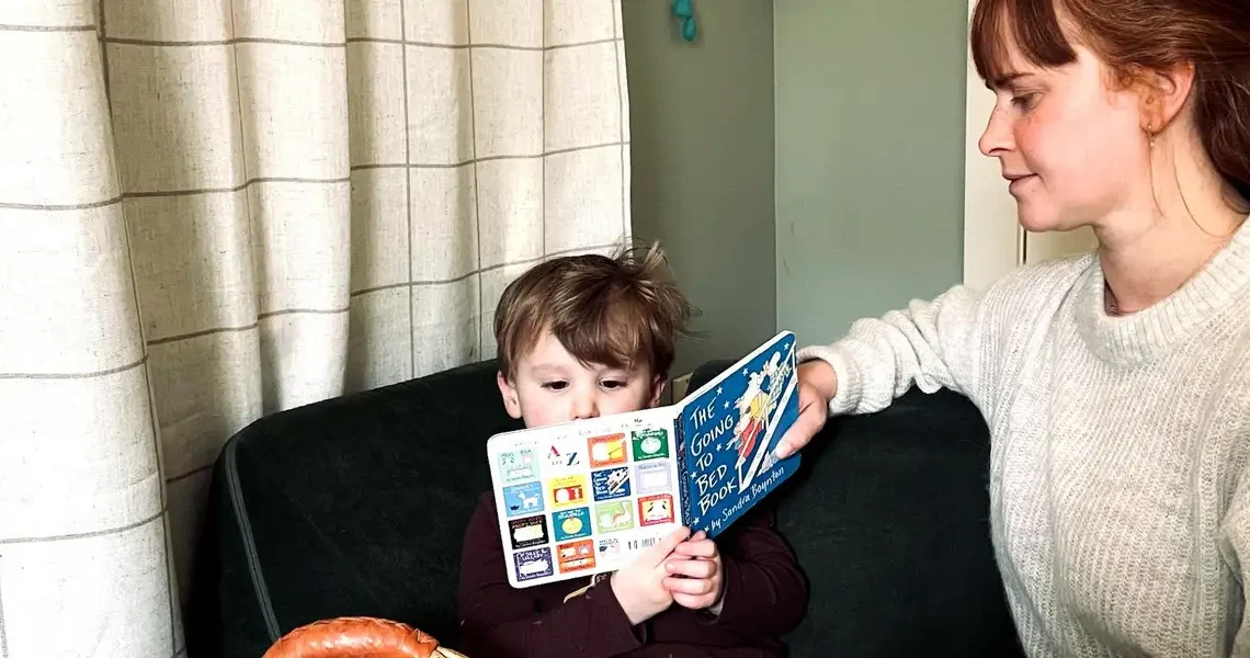 I’m a literacy specialist and a mom. One simple habit helps preschoolers build reading skills long before kindergarten.