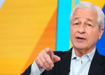 Jamie Dimon warns high taxes could push people out of New York  — but Wall Street isn’t leaving yet