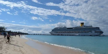 I took a budget Caribbean cruise that cost about $100 a day. Despite some disappointments, I’d do it again.