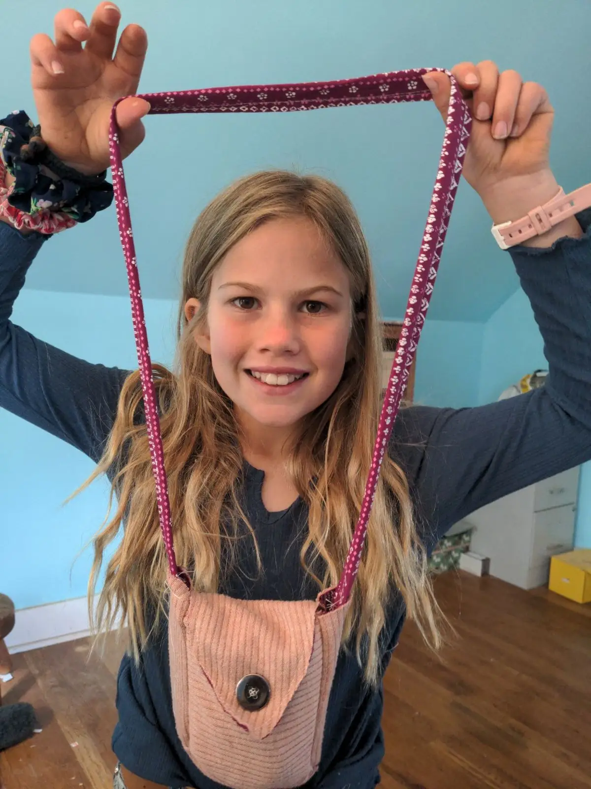 Michaeleen Doucleff's daughter holding a bag