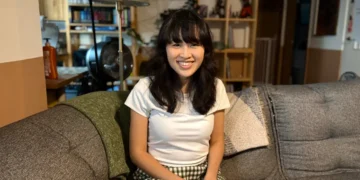 I turned a YouTube-taught hobby into a side hustle selling art for $13,000 a year