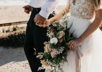 A wedding planner answers 4 burning questions couples have, from nixing open bars to cutting bridal parties