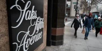 Bankrupt luxury retailer Saks plans to ditch its corporate jet