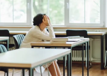 Feeling overly dependent on AI? Here are 5 ways to keep your brain sharp.