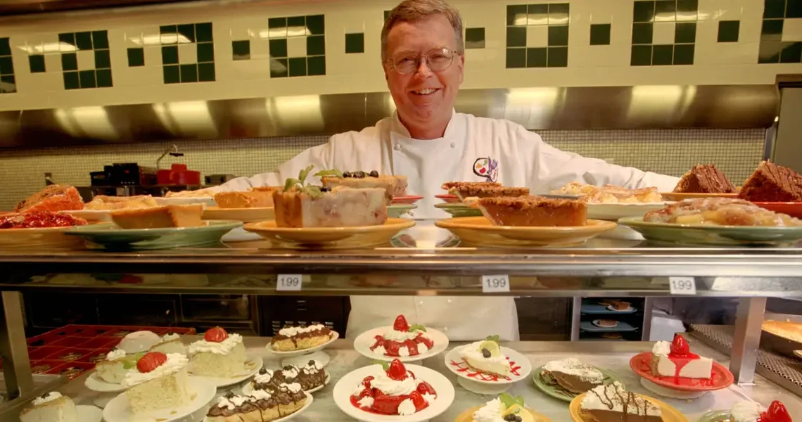 Southern cafeteria chains like Piccadilly, K&W, and S&S are disappearing. Small business owners are saving the concept.