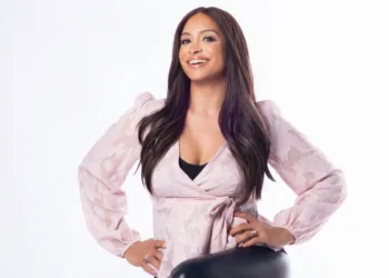 I ran a successful brick-and-mortar business for decades. I shut it down in my 50s to reinvent myself and my career.