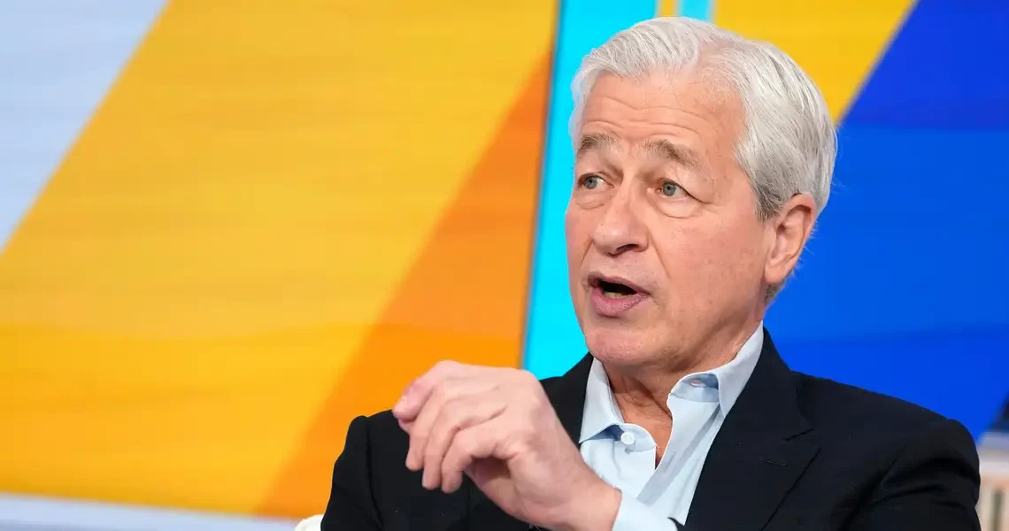 Jamie Dimon shared a key career lesson he’s ‘learned and relearned’ — don’t make big decisions on Fridays