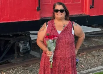 My income dropped to less than $12,000 after burnout caused my health to collapse. I had to learn how not to overwork myself.