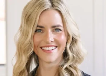 A busy dietitian, who strength-trains during her son’s naps, shares how she gets protein in every meal