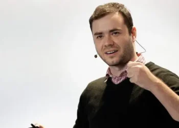 He coined ‘vibe coding.’ Now he says there’s a ‘growing gap’ among AI users