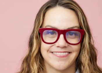 I’m a 6-time surrogate who wasn’t fulfilled in my finance career. I quit to start a surrogacy agency and make more money now.