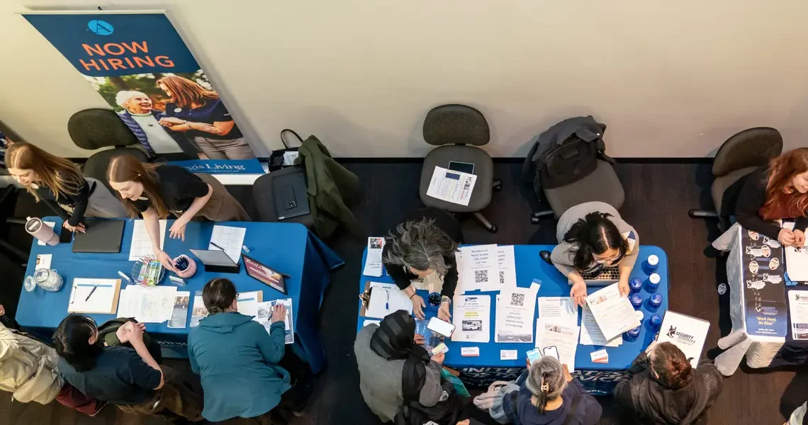 6 mistakes job seekers should avoid when using AI for résumés, cover letters, and networking