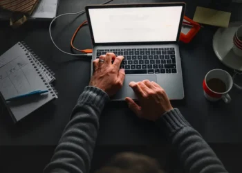 Saturdays are for Claude: How AI limits are quietly reshaping the workday