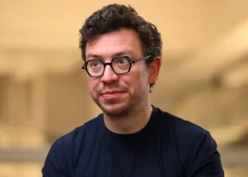 Duolingo’s CEO says the company backtracked on evaluating AI use in performance reviews