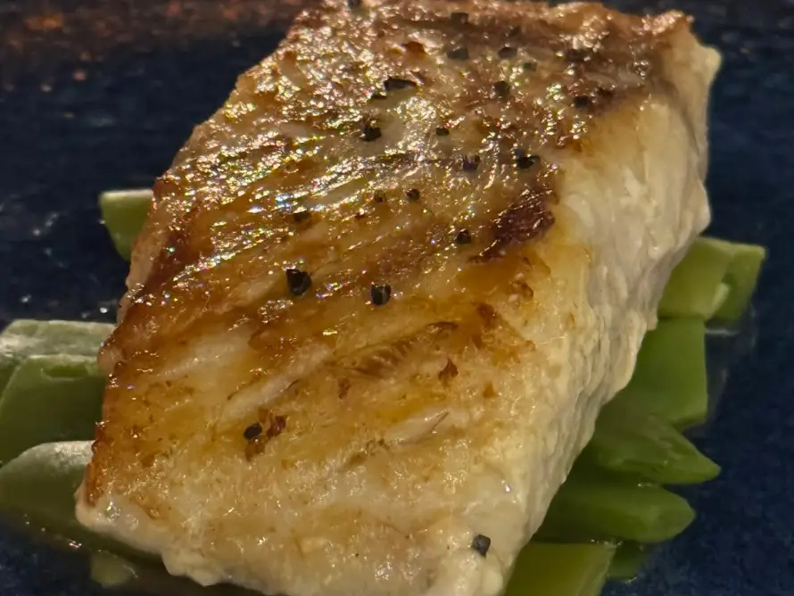 Salmon with green beans