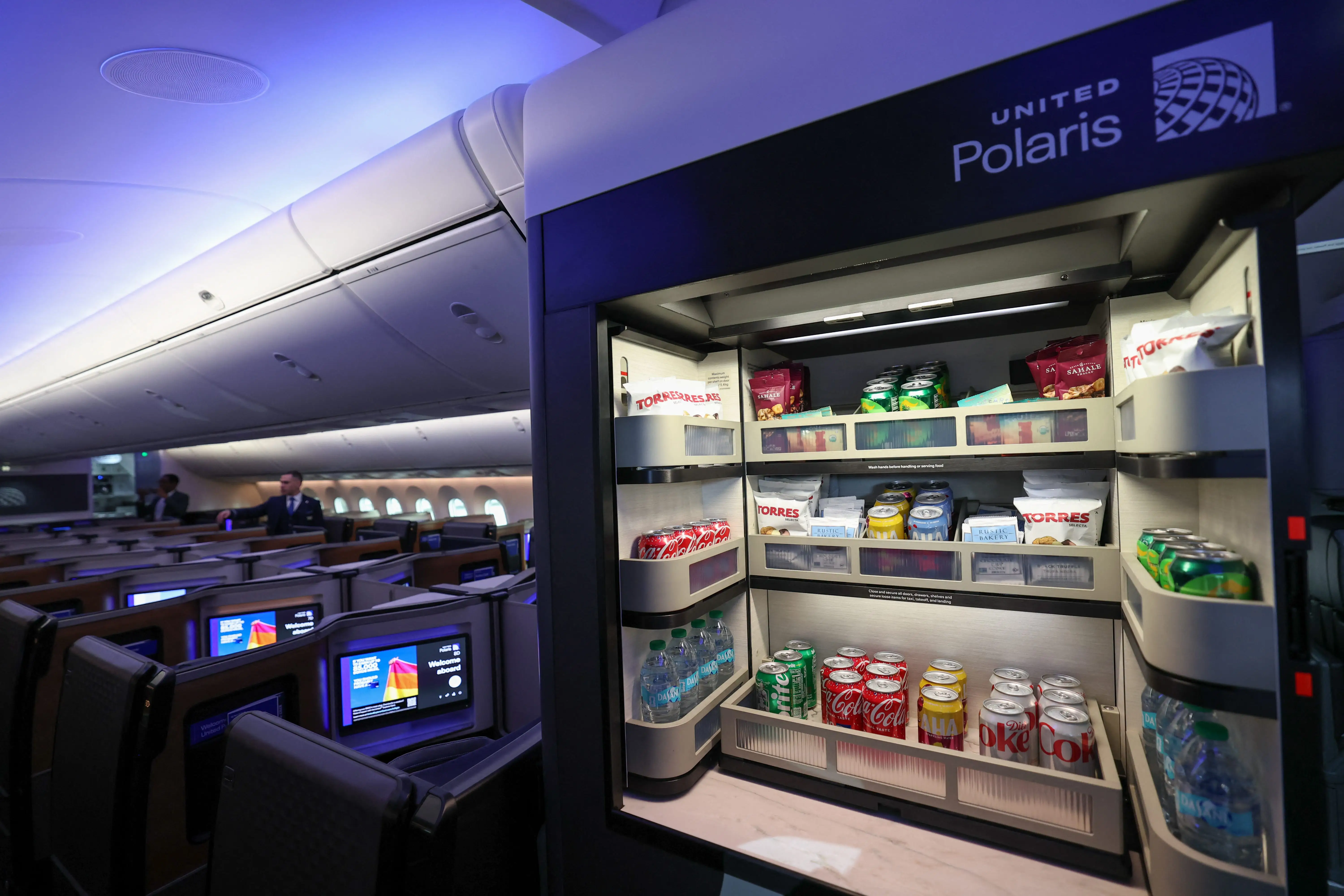 The snack bar on United's new 787.