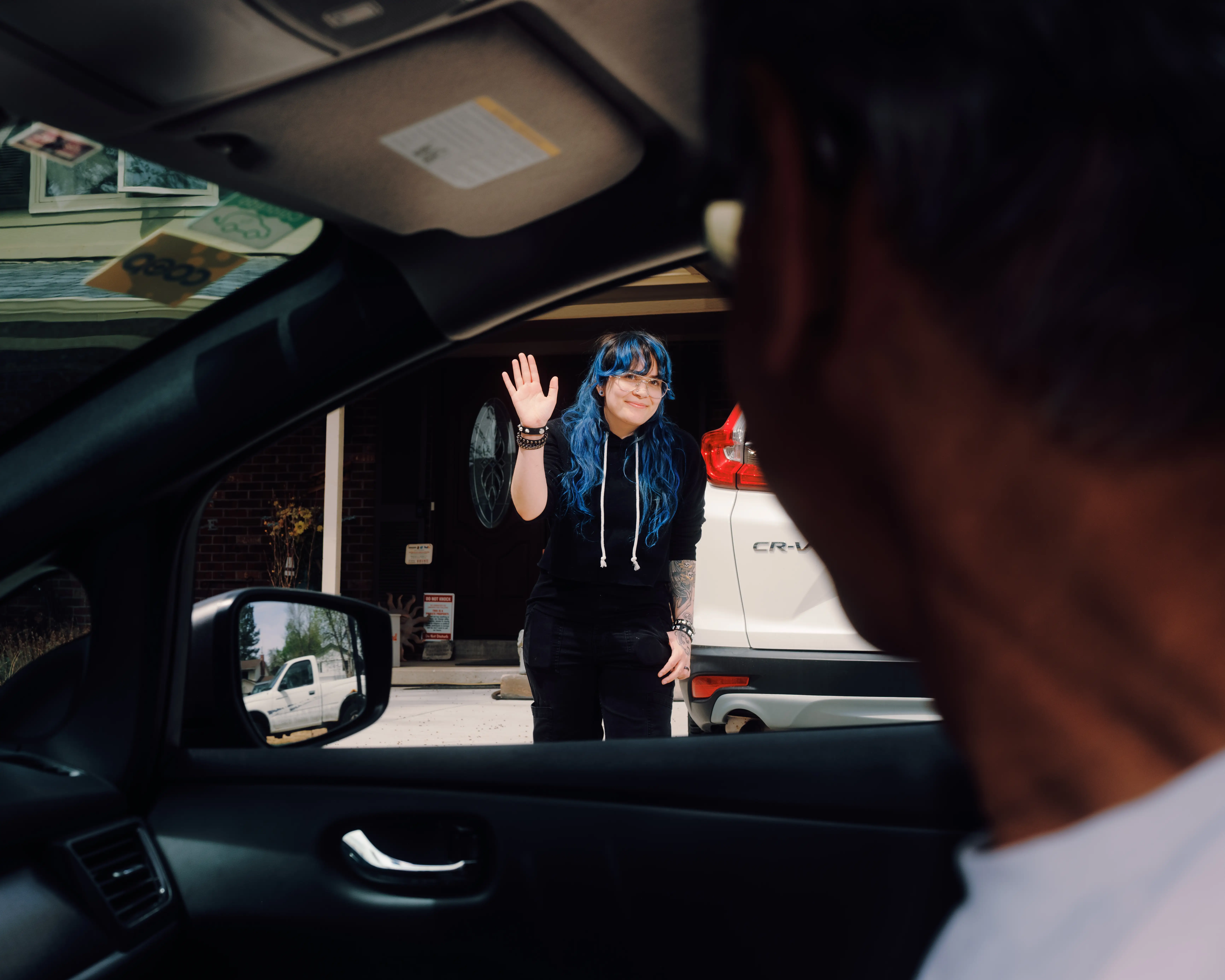 Driver picks up a customer.