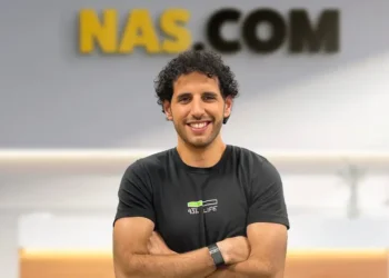 This startup raised $27 million to help ‘solopreneurs’ with AI. Read the pitch deck.