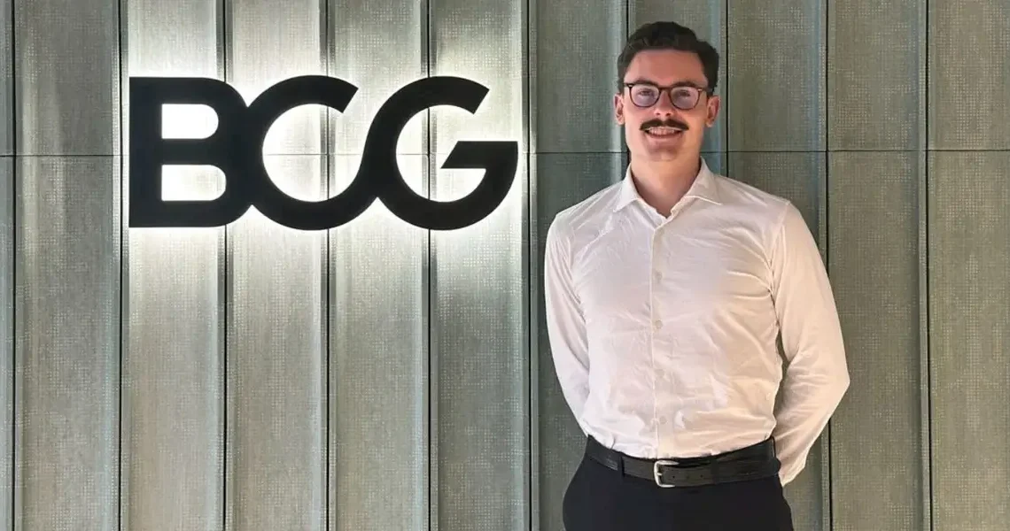 How I taught myself to code, quit my consulting job, and started an AI robotics firm by age 25