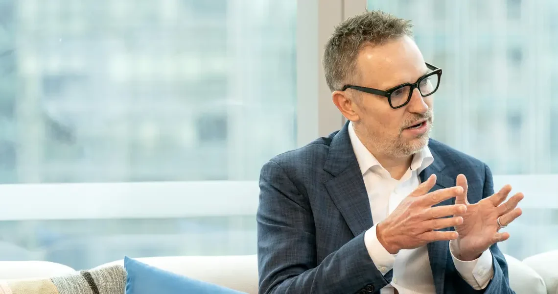 LinkedIn CEO grades career moves: Cover letters get a ‘D’, while job-hopping earns an ‘A’