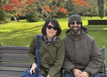 How 2 couples cut housing costs to speed up their path to early retirement