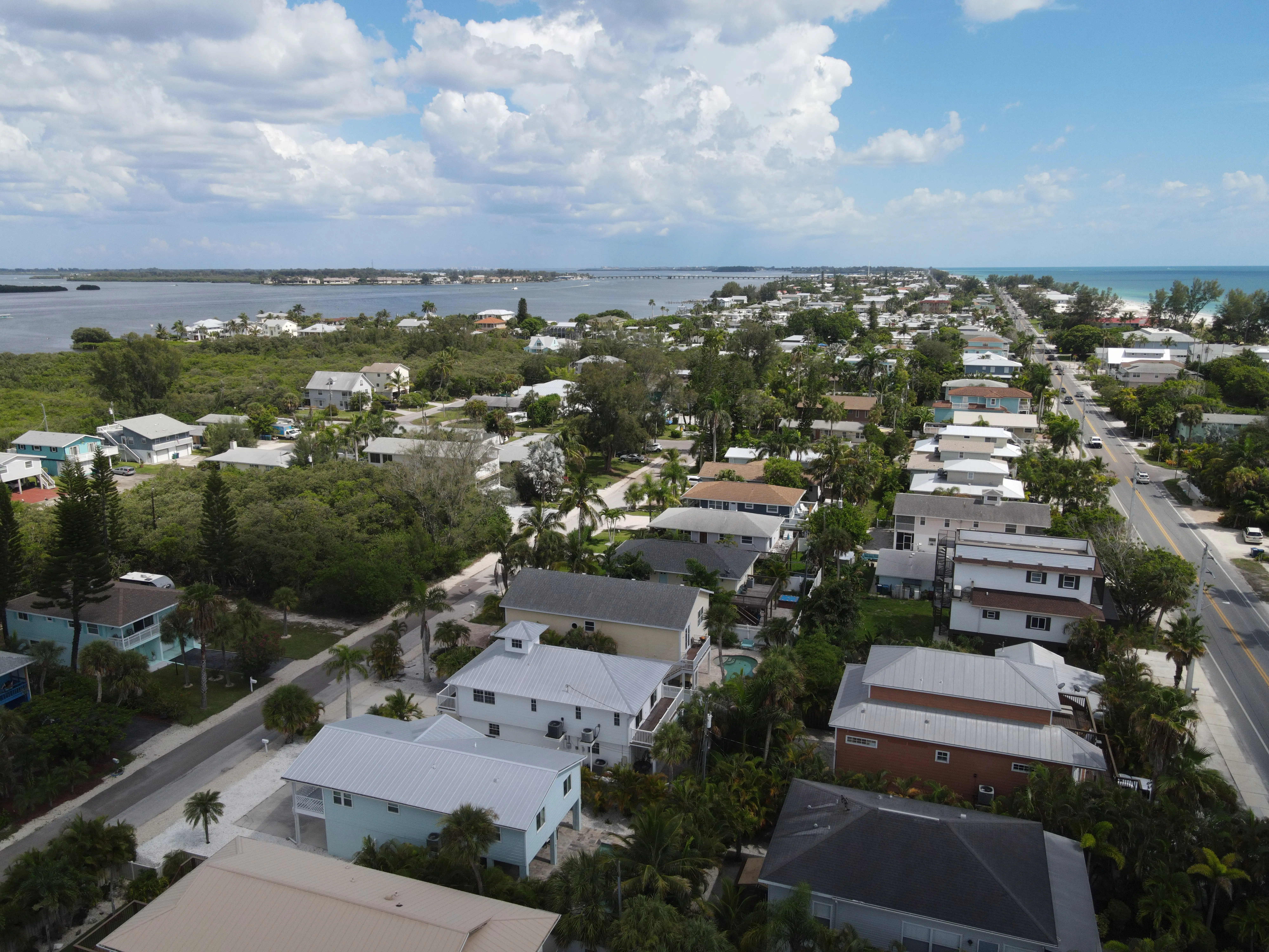 Aerial view of nearby Bradenton Beach.