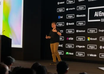 I went to an AI conference and got a crash course in middle management