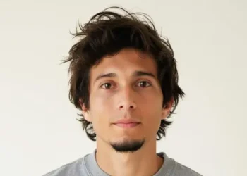 I built an AI app with a tiny team. We scaled it to millions and sold it to MyFitnessPal in under 2 years — here’s how.