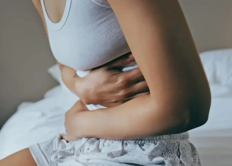 A doctor, who treated a 22-year-old with colon cancer, shares what everyone should know about cancer symptoms